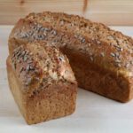 Großes und kleines Dinkel Vollkornbrot